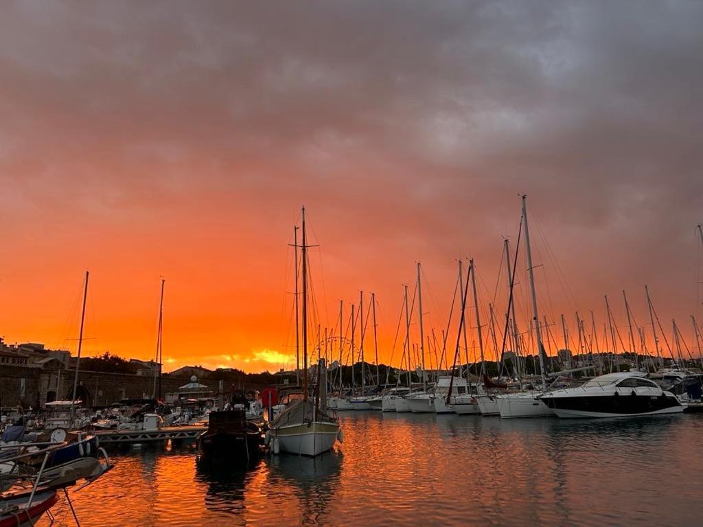 Escapade Antiboise Avec Parking Inclus Hotel Antibes Ngoại thất bức ảnh